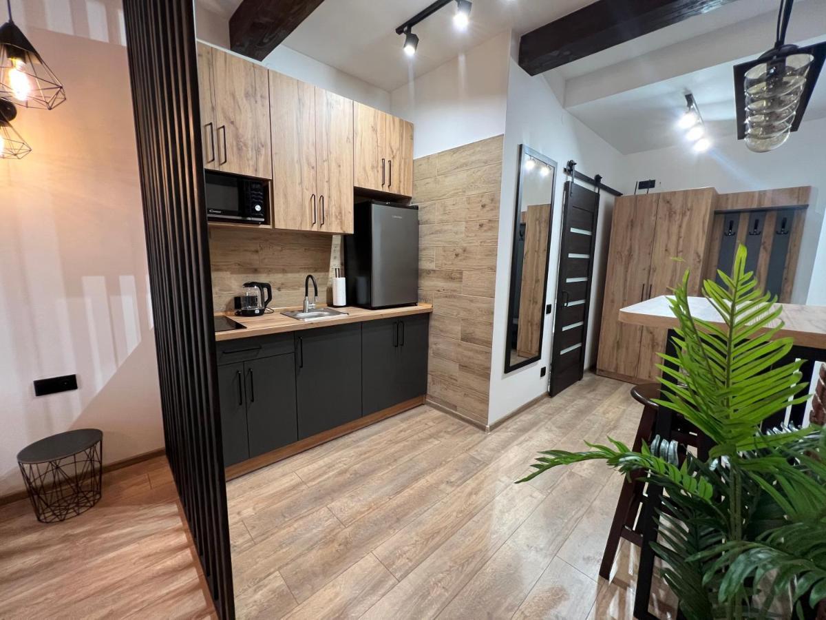 Cozy Loft На Староєврейській 24 إلفيف المظهر الخارجي الصورة